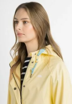 Schmuddelwedda Vestes Dextérieur Veste Fonctionnelle Femme Jaune Clair -Schmuddelwedda Ventes 0573932719faddcbd07e7dc838fa162b